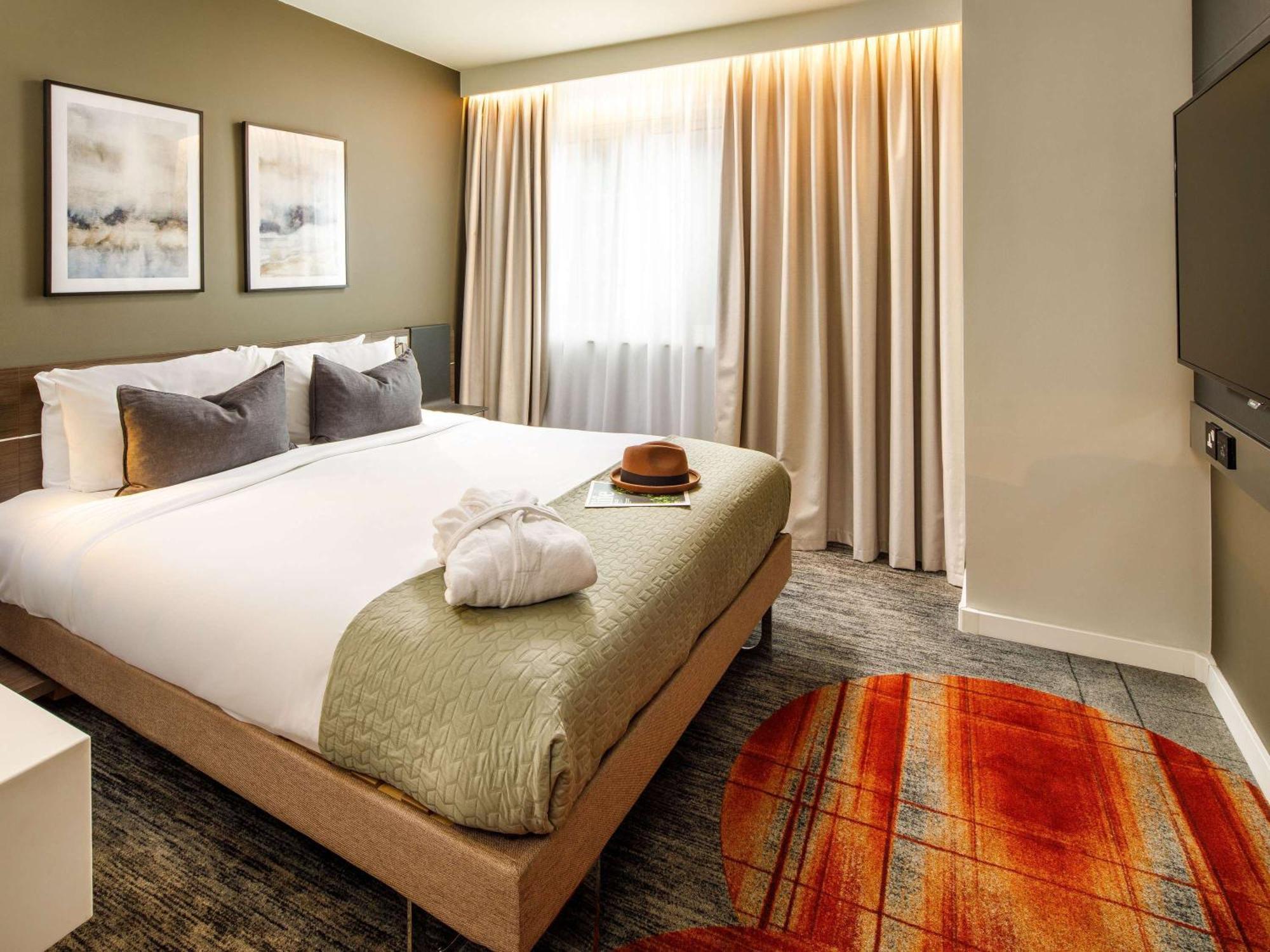 Novotel London Bridge Екстер'єр фото