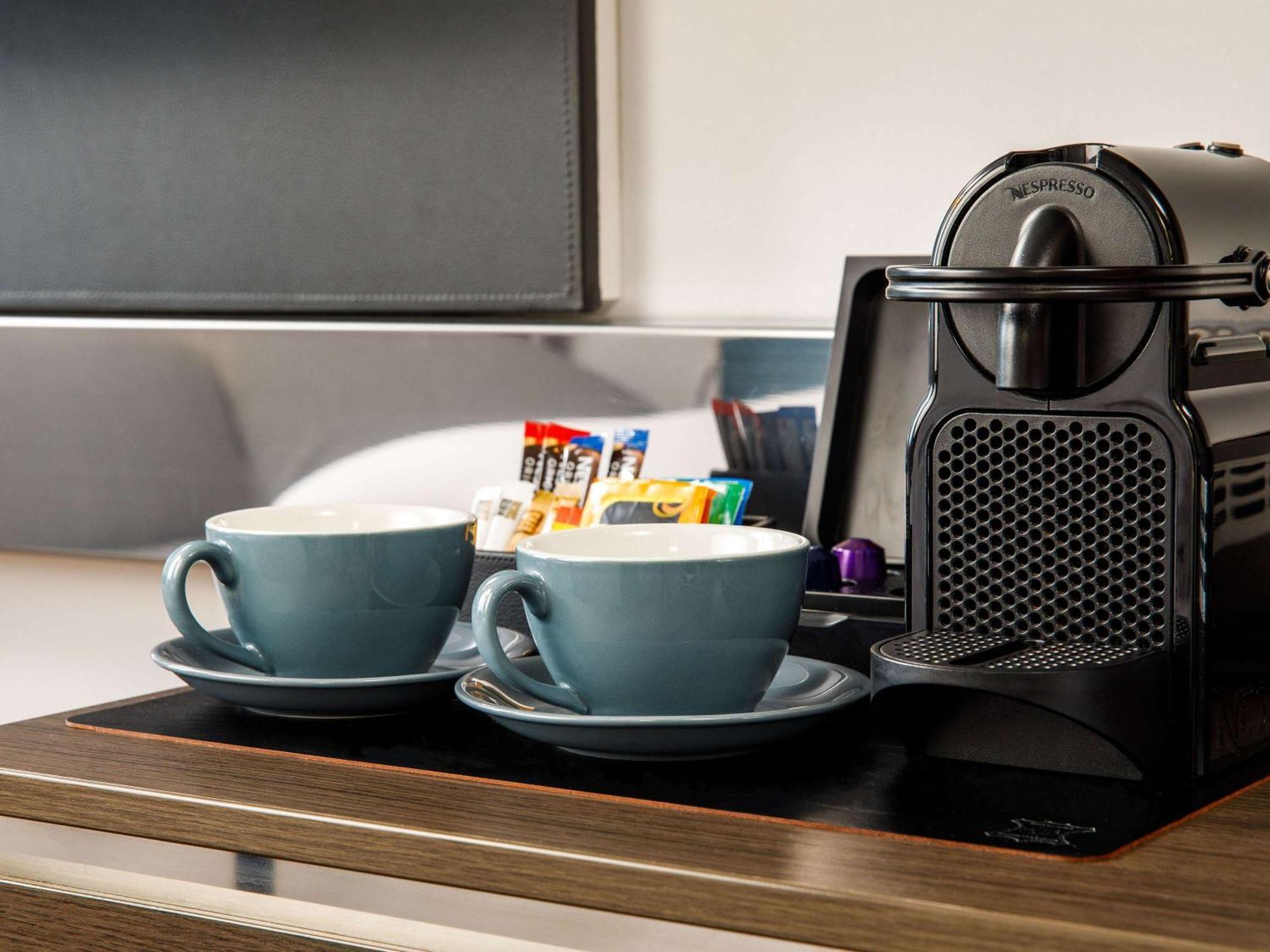 Novotel London Bridge Екстер'єр фото