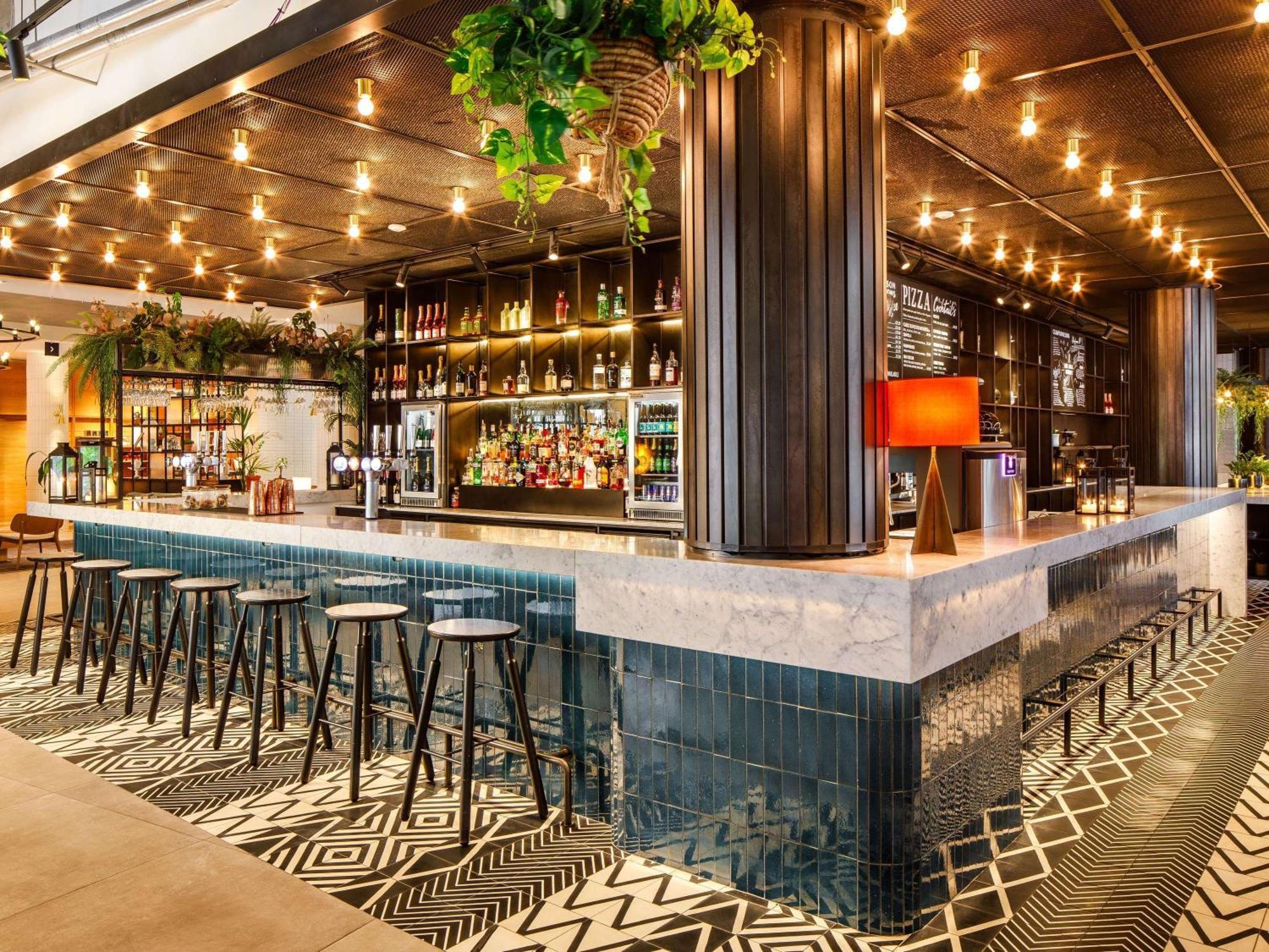 Novotel London Bridge Екстер'єр фото